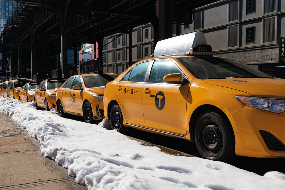 Taxis jaunes de New York en hiver