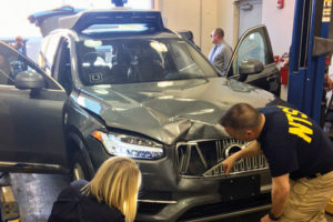 voiture autonome uber accidentée