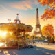 paris en automne, vue sur la Tour Eiffel